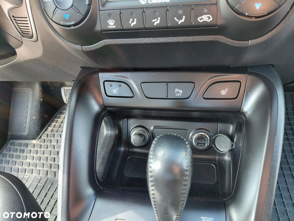 Hyundai ix35 2.0 CRDi 4WD Automatik Style - 13