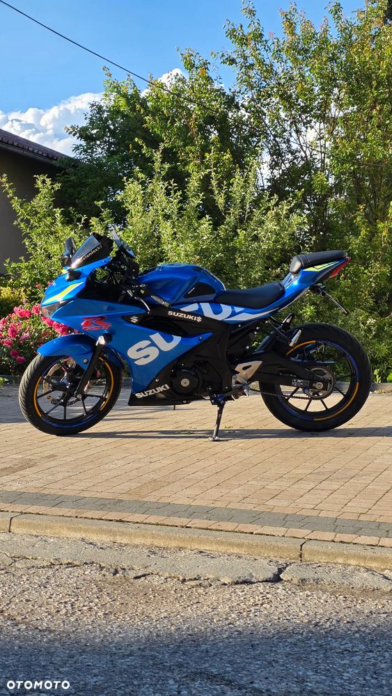 Suzuki GSX-R - 3
