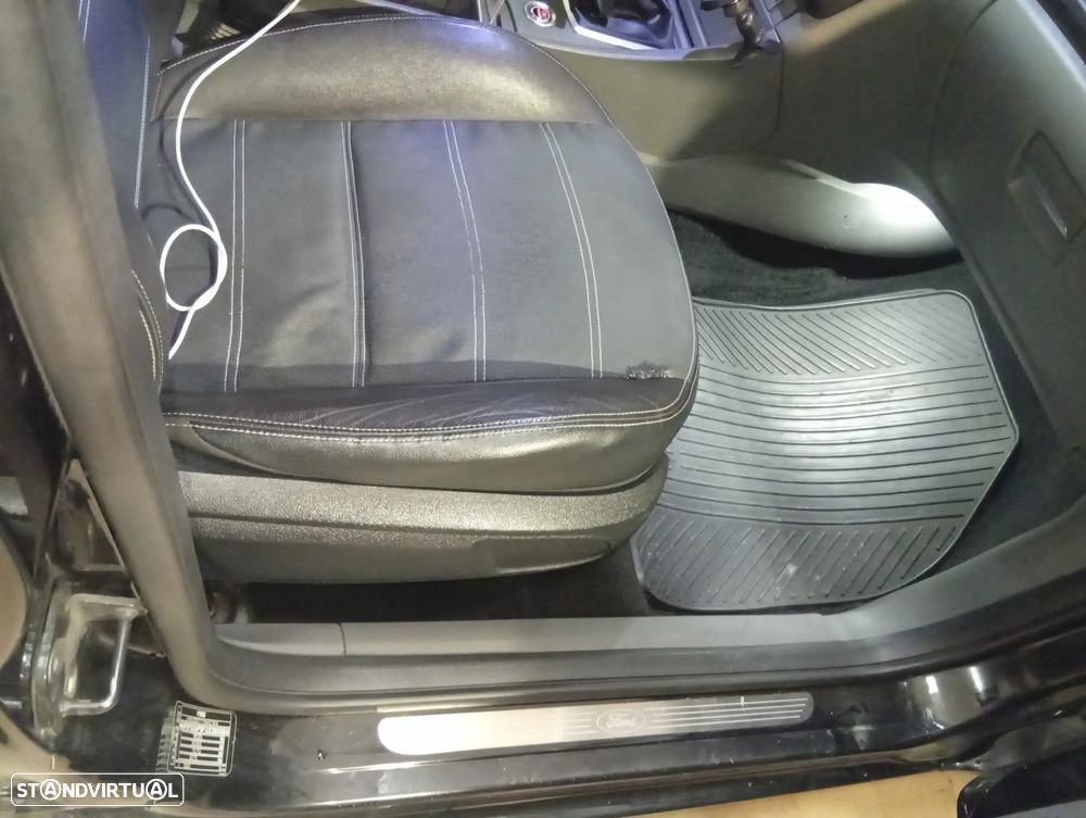 Ford Focus 1.6 TDCi Titanium - 15