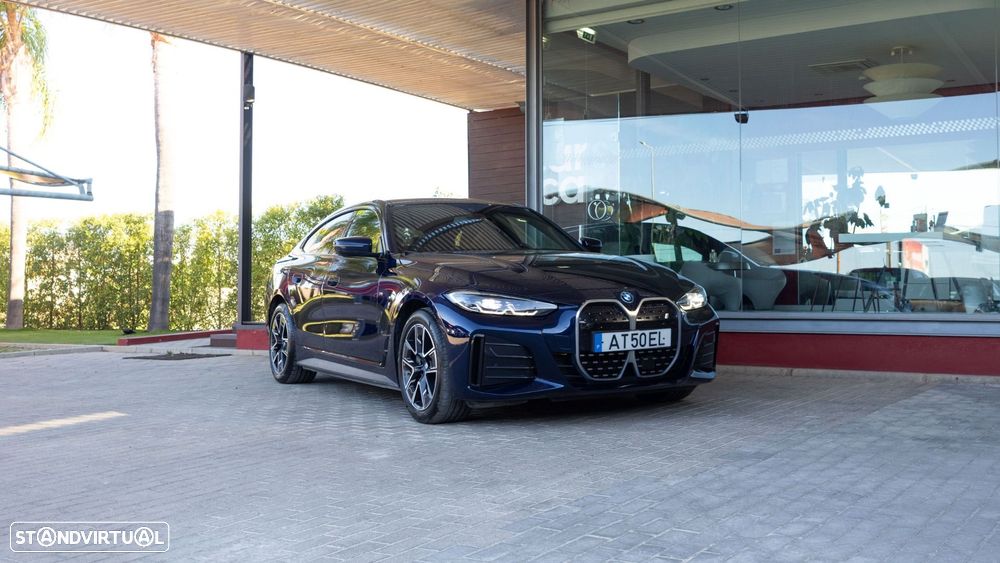 BMW I4 2022 photo 2