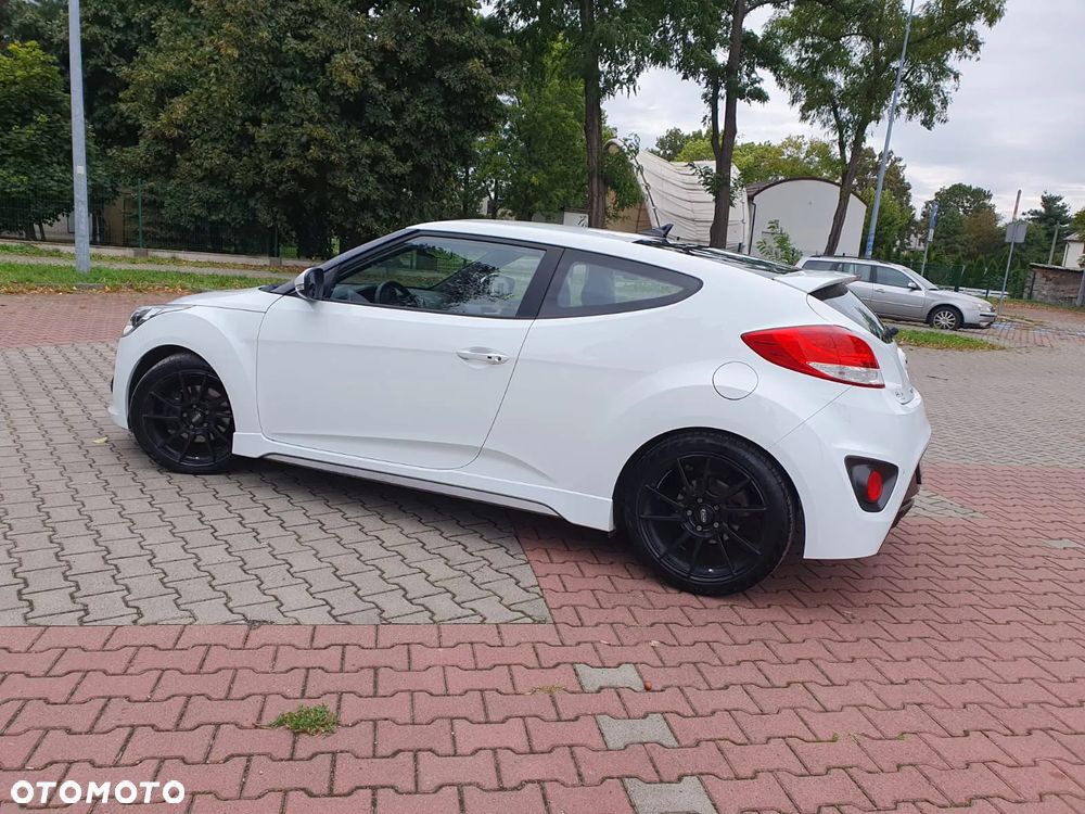 Hyundai Veloster 1.6 Turbo Premium - 38