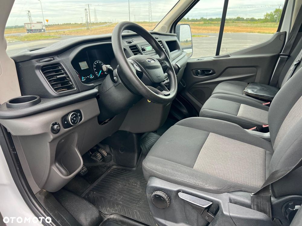 Ford Transit - 10