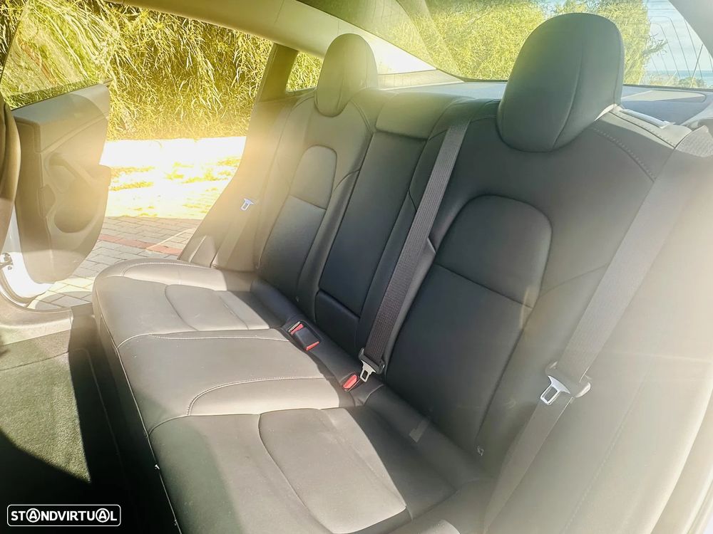 Tesla Model 3 Long Range Tração Integral - 27