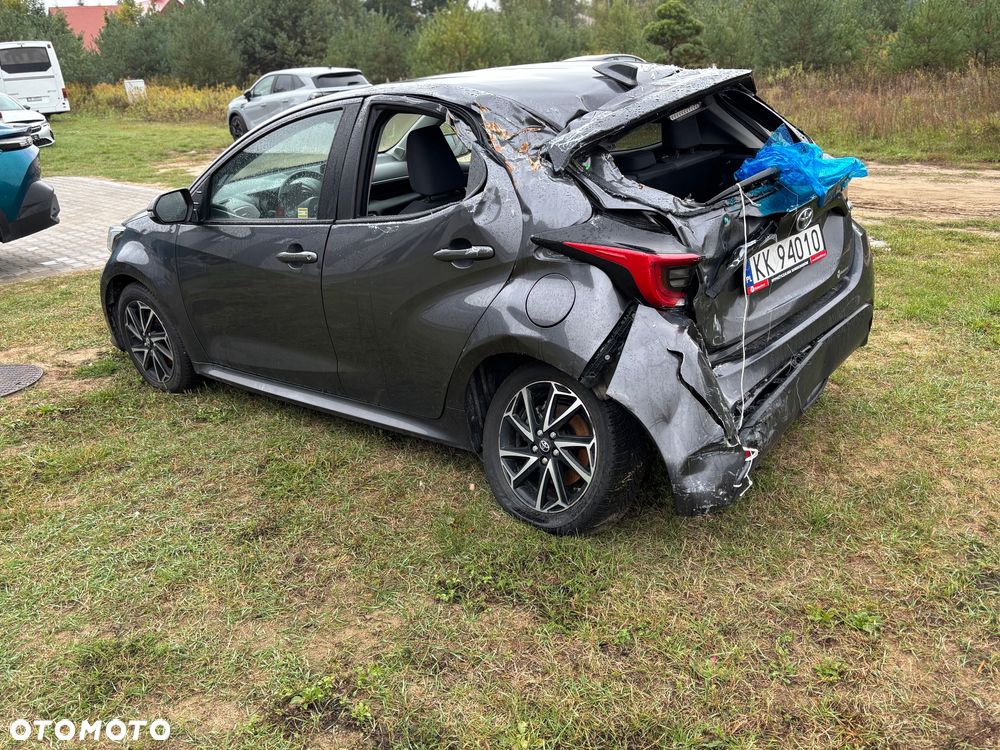 Toyota Yaris Hybrid 1.5 Executive - 6