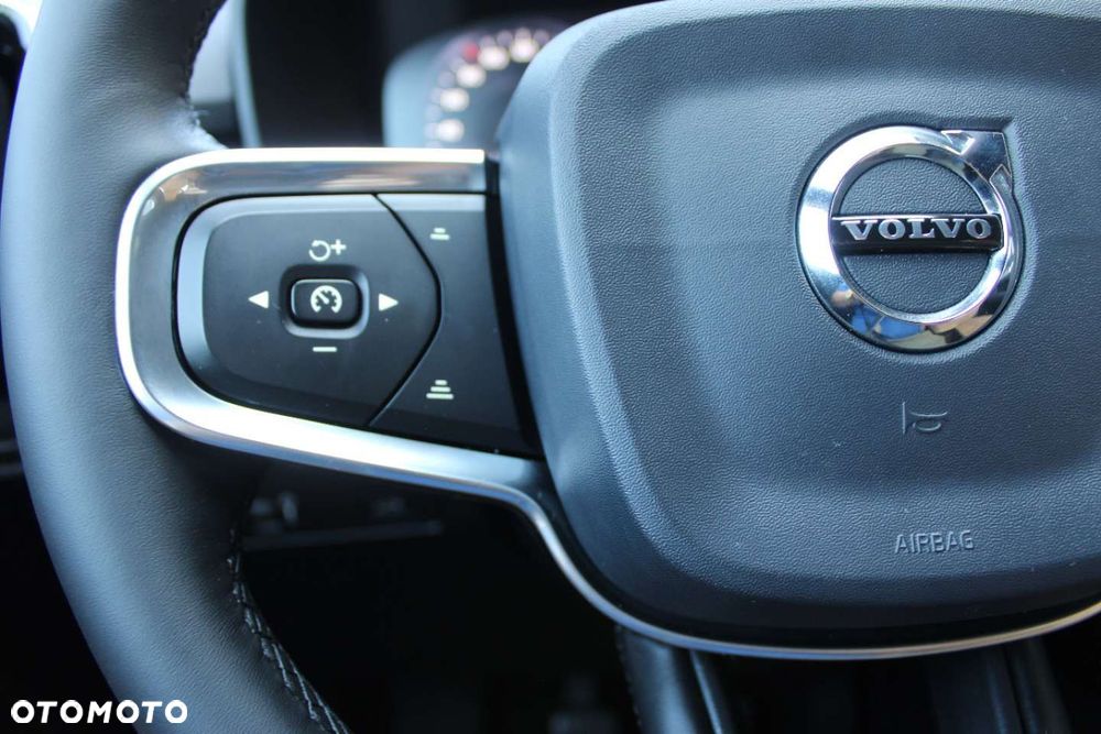 Volvo XC 40 - 37