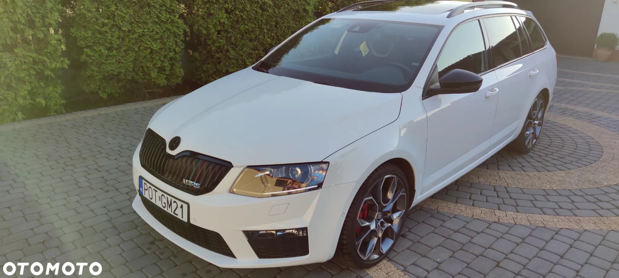 Skoda Octavia Combi 2.0 TSI (Green tec) RS - 1