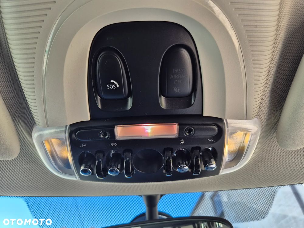 MINI ONE 60 Years - 30