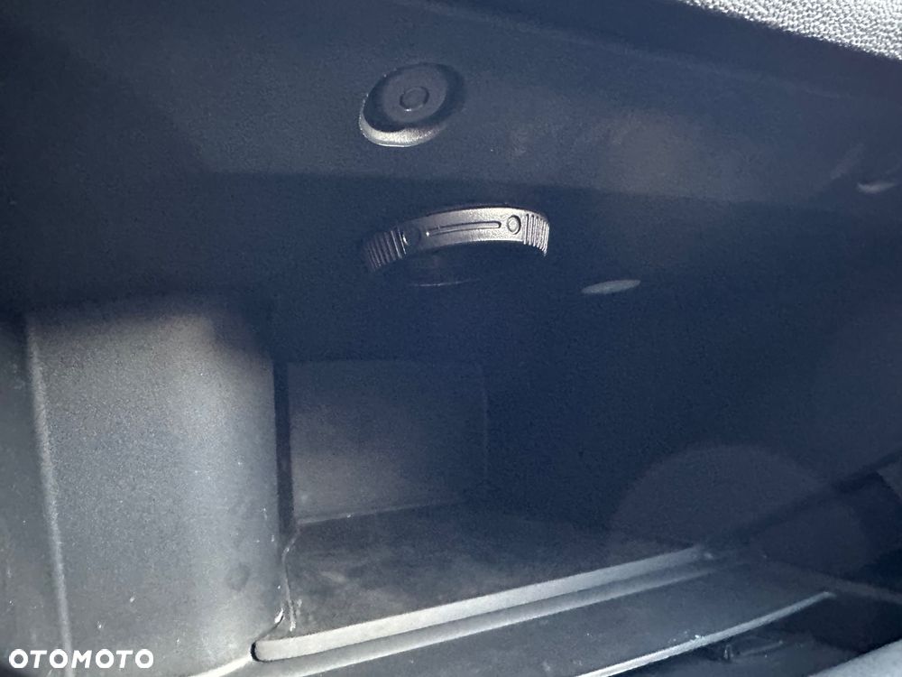 Honda Civic 1.4 i-VTEC Comfort - 26