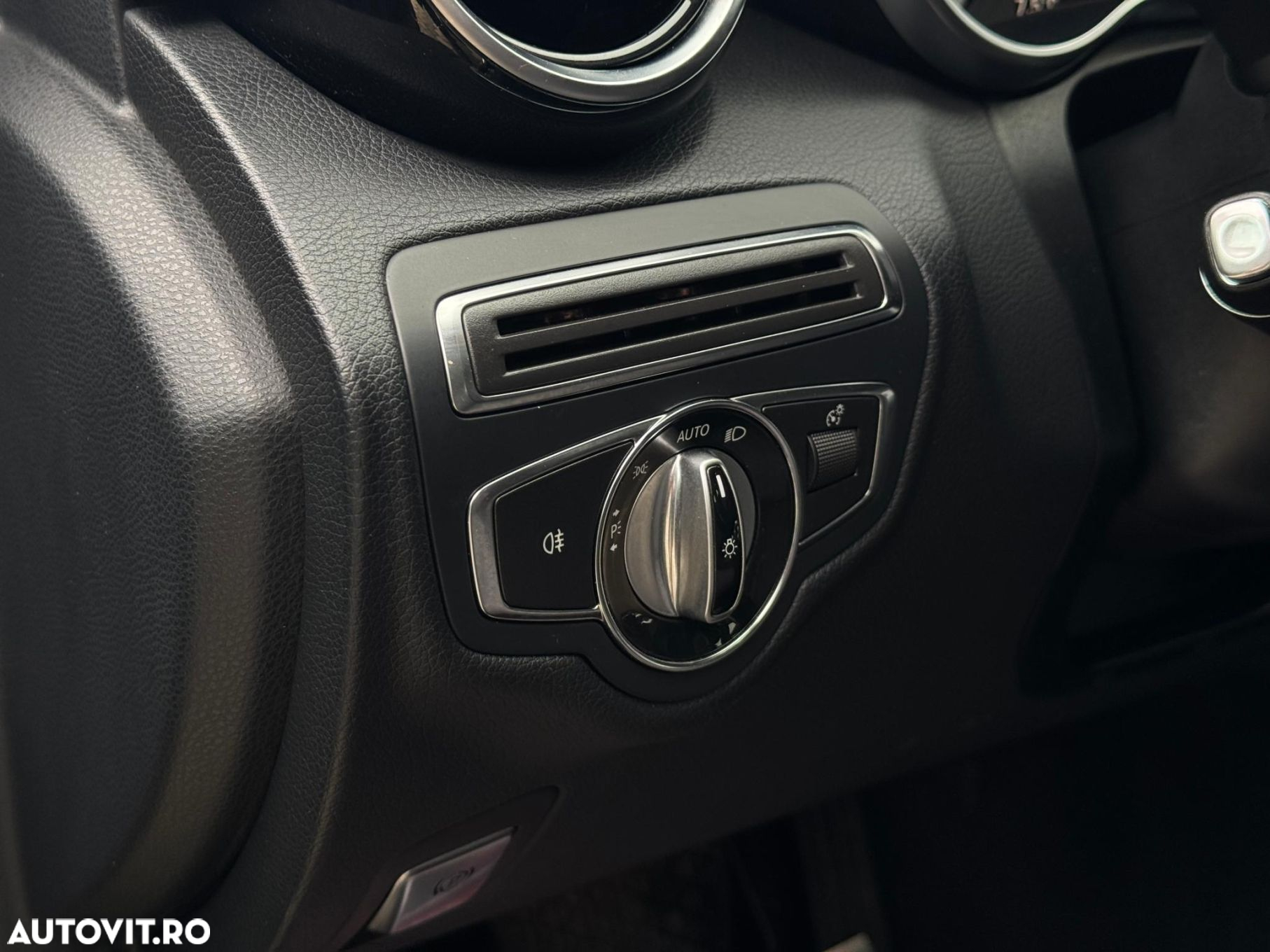 Mercedes-Benz C - 18