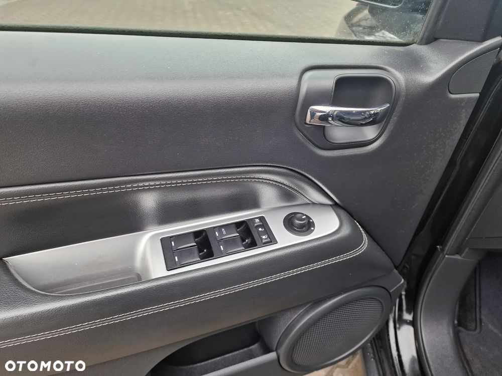 Jeep Compass 2.4I 4x4 Automatik Limited - 29