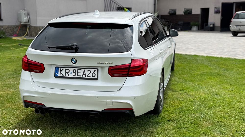 BMW Seria 3 320d Sport Line - 7