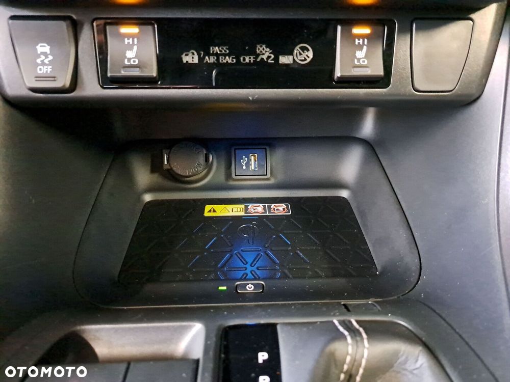 Toyota RAV4 - 31