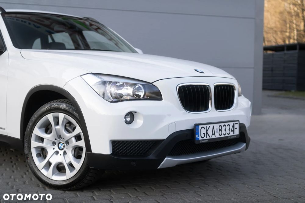 BMW X1 xDrive18d - 11