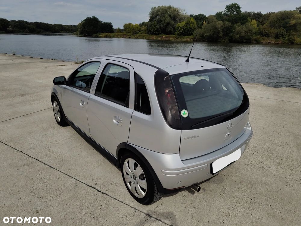 Opel Corsa 1.2 16V Cosmo Easytronic - 11