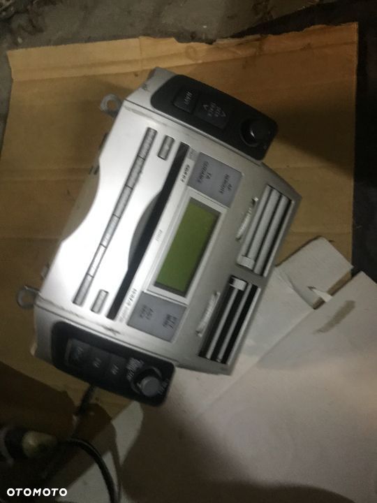 Radio fabryczne TOYOTA YARIS II 86120-0D210 - 1