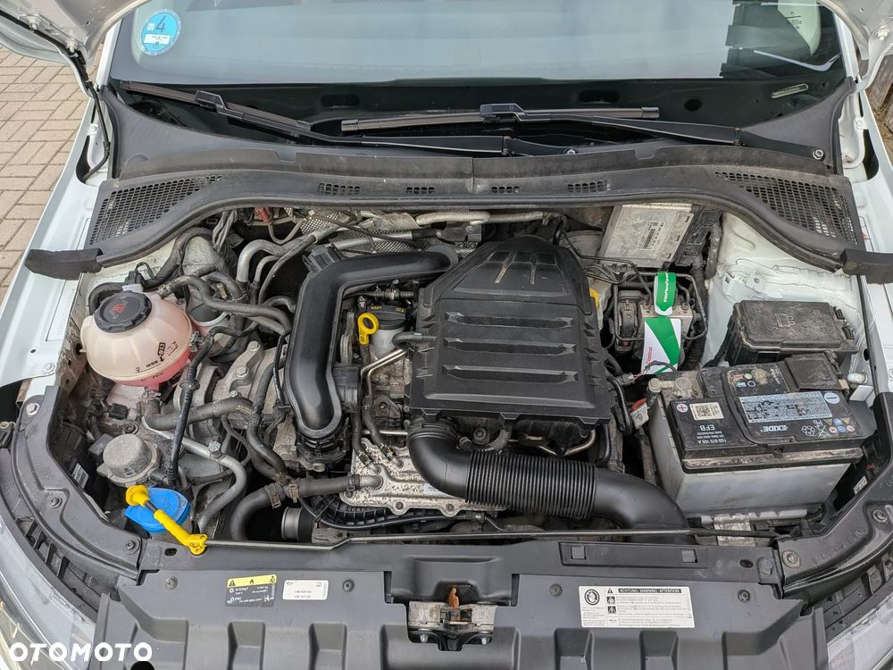 Skoda Fabia 1.0 TSI Monte Carlo - 24