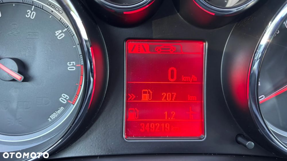 Opel Insignia 2.0 CDTI Cosmo - 33