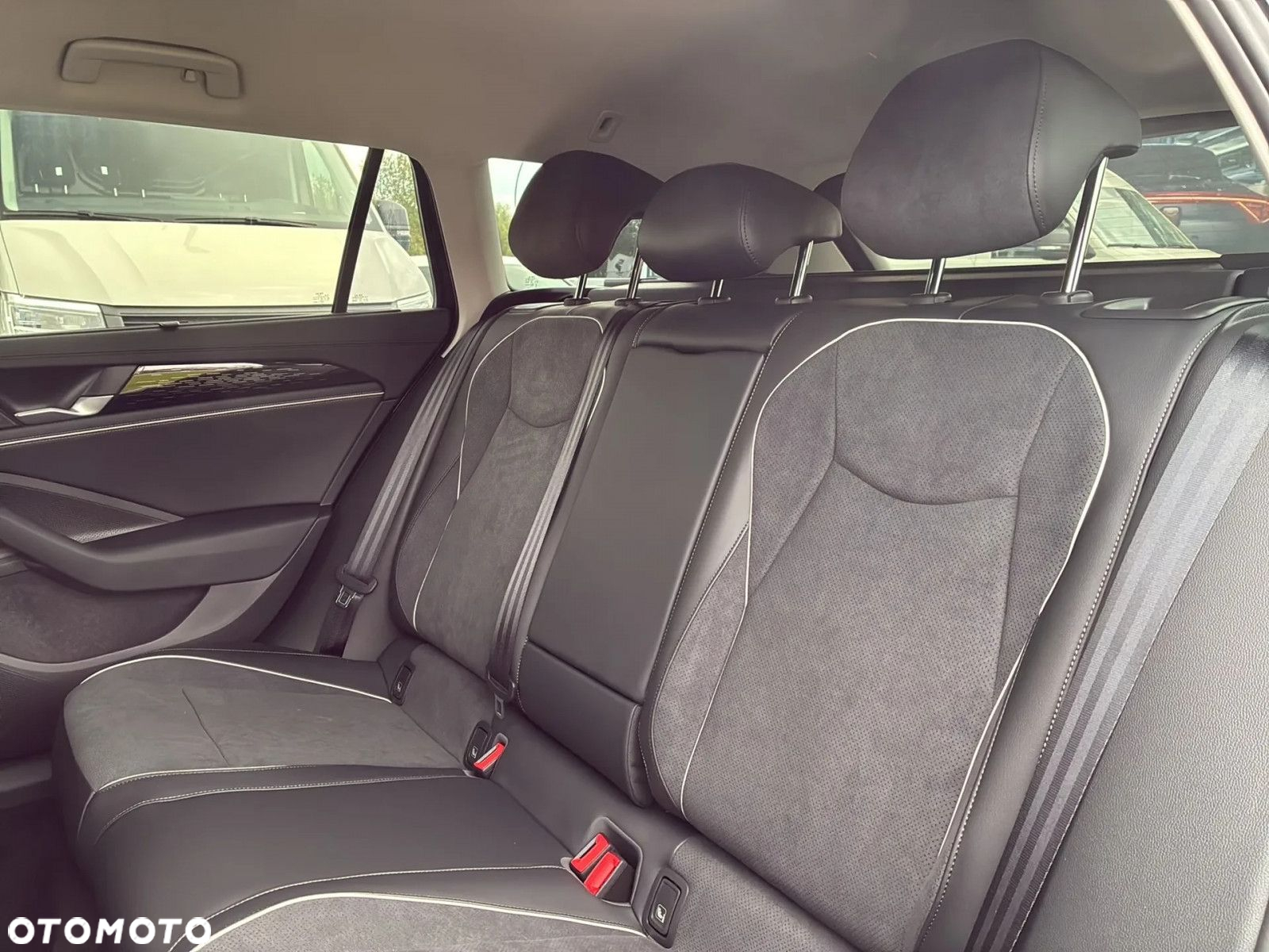 Volkswagen Passat - 7