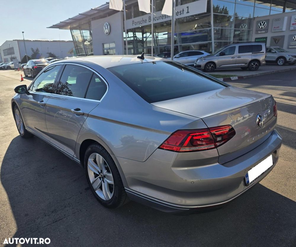 Volkswagen Passat 2.0 TDI DSG Comfortline - 1