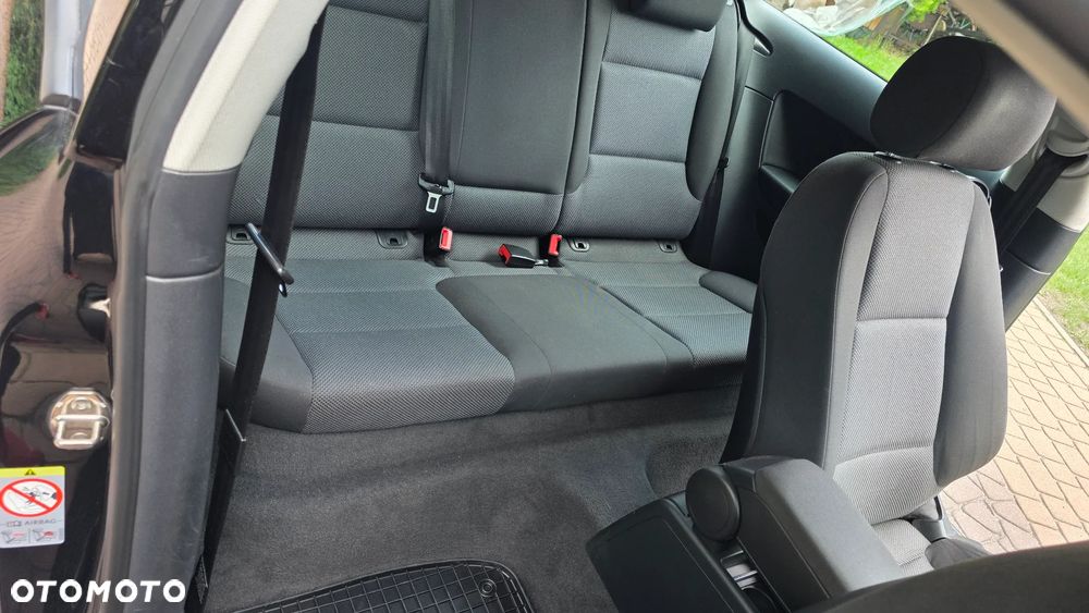 Audi A3 3-drzwiowe 1.6 TDI DPF Attraction - 29