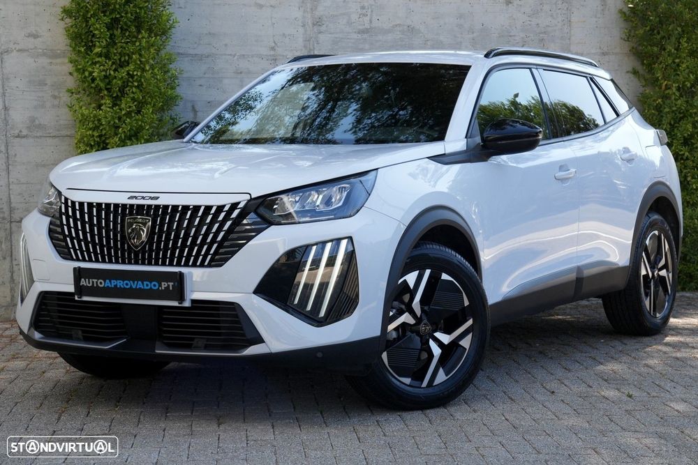 Peugeot 2008 1.2 PureTech Allure Pack EAT8 - 1
