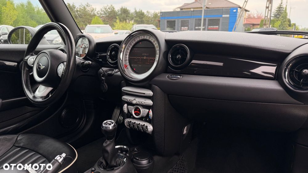 MINI Cooper S 50 Camden - 21