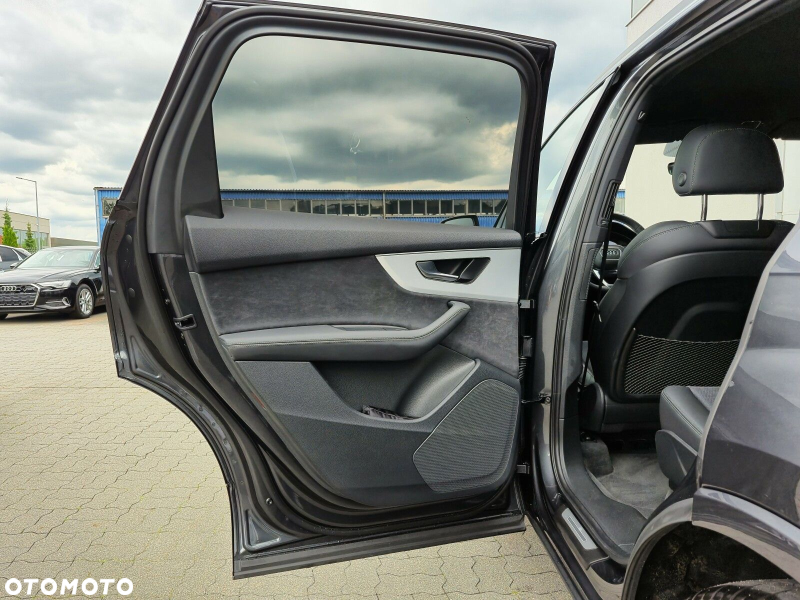 Audi Q7 - 25