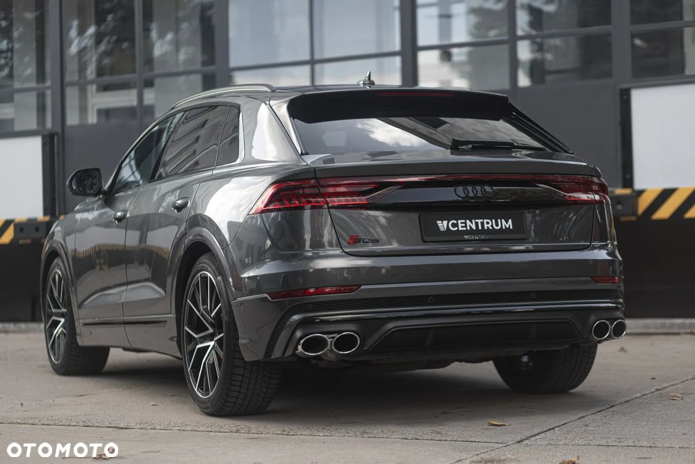 Audi SQ8 - 19