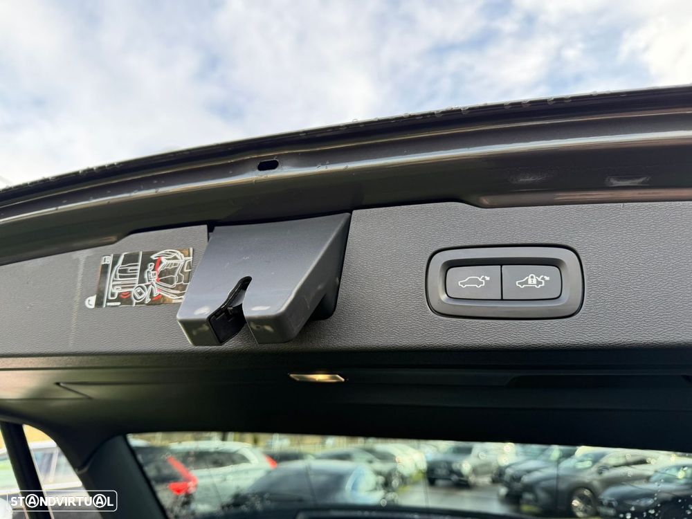 Volvo V60 2.0 T6 AWD TE R-Design - 59