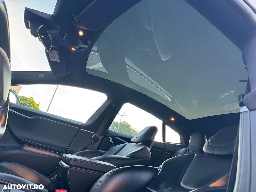 Tesla Model S Performance - 8