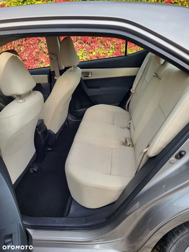 Toyota Corolla 1.6 Prestige - 7