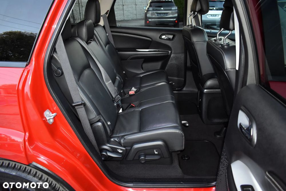 Fiat Freemont 2.0 Multijet 16V DPF Automatik Allrad Black Code - 35