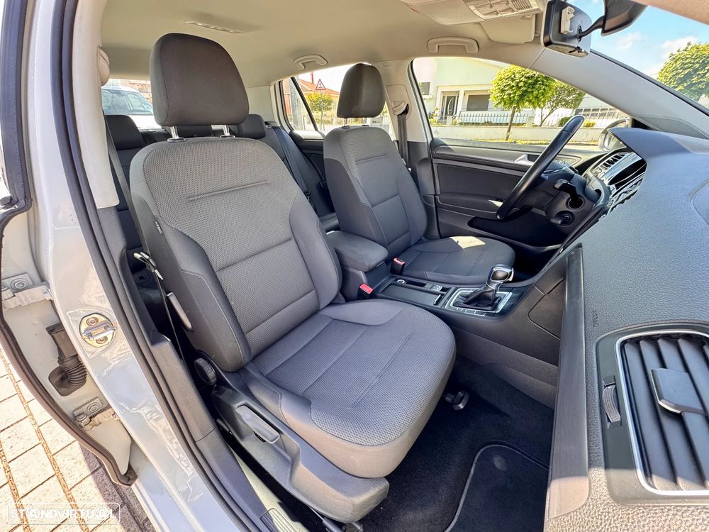 VW e-Golf Standard - 16