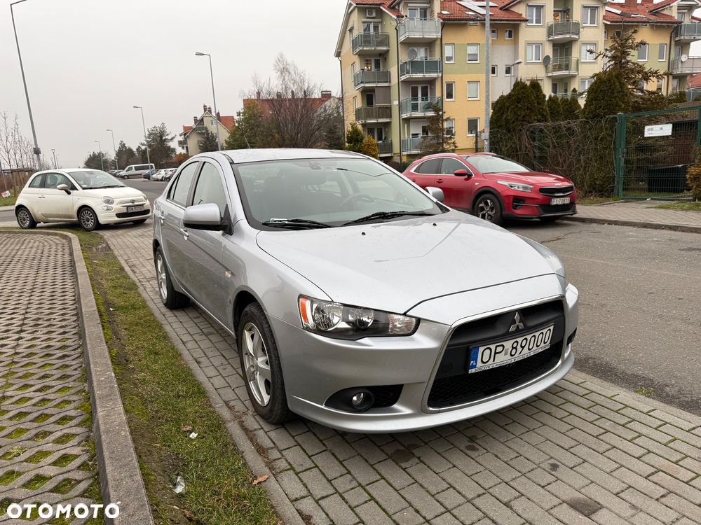 Mitsubishi Lancer 1.8 Invite CVT - 3
