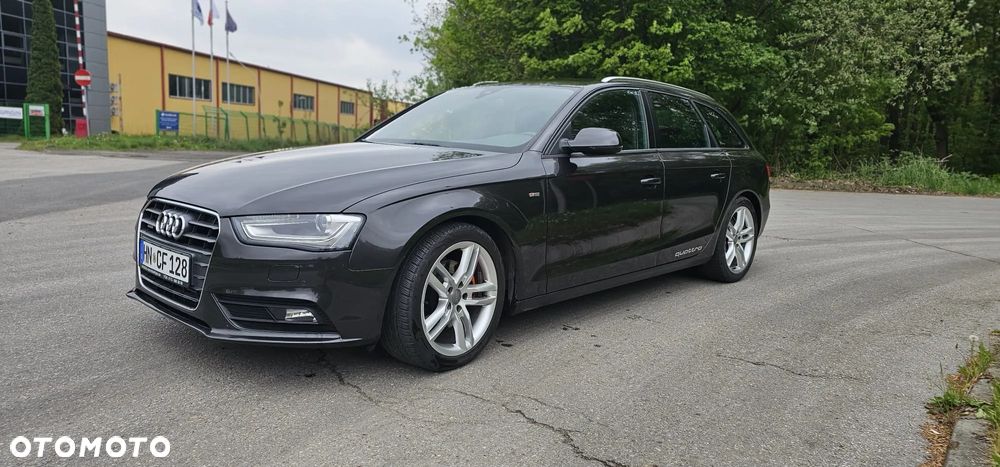 Audi A4 Avant 2.0 TDI DPF quattro S tronic S line Sportpaket - 5