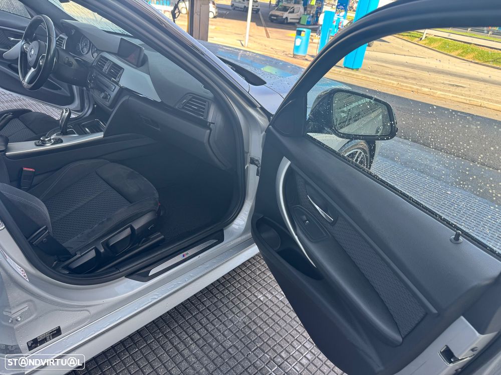 BMW 320 d Auto Pack M - 13