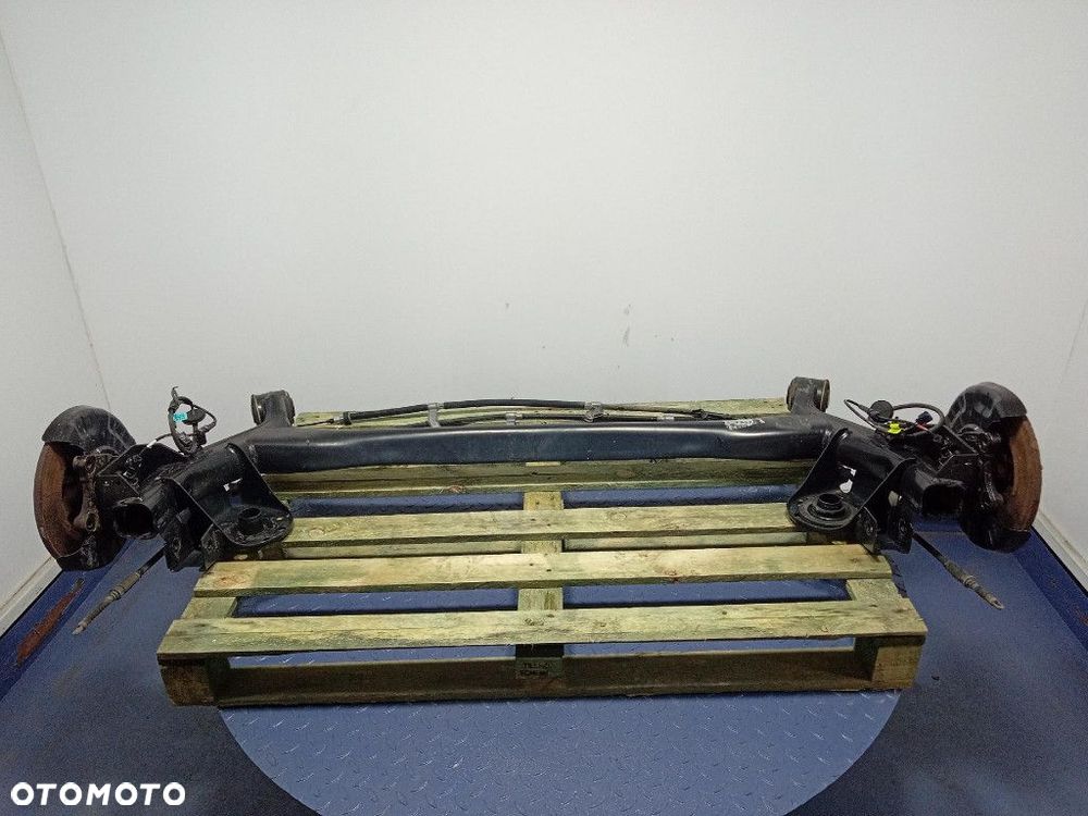 HYUNDAI I30 III KOMBI BELKA TYLNA ZAWIESZENIA TYŁ 55100F2500 - 5