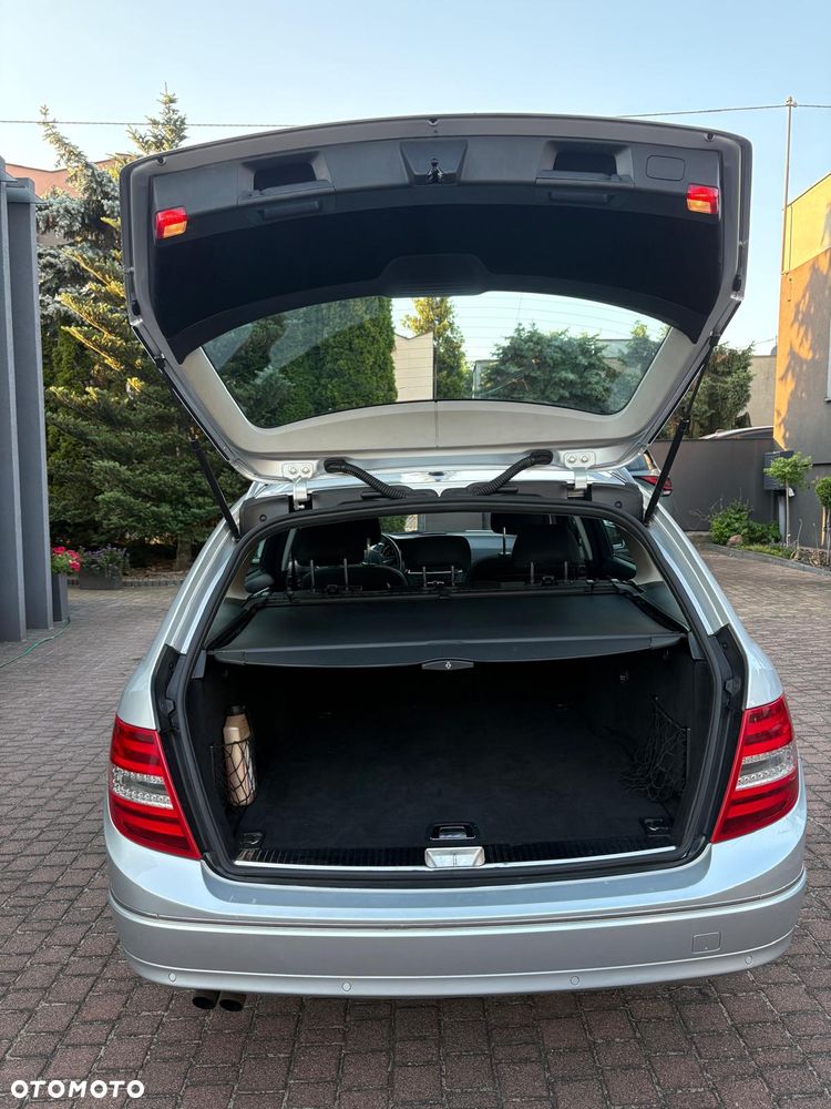 Mercedes-Benz Klasa C 180 CDI Avantgarde Edition - 7
