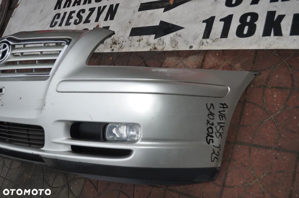 toyota avensis T25 zderzak  nr 51025 WYSYŁKA - 3