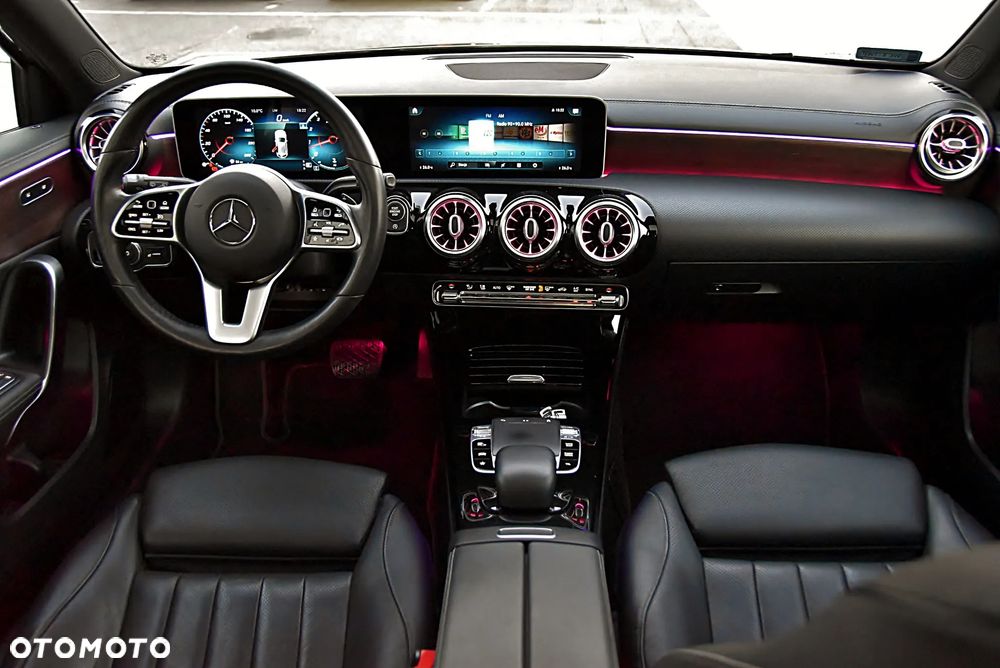 Mercedes-Benz Klasa A 250 4-Matic 7G-DCT - 26