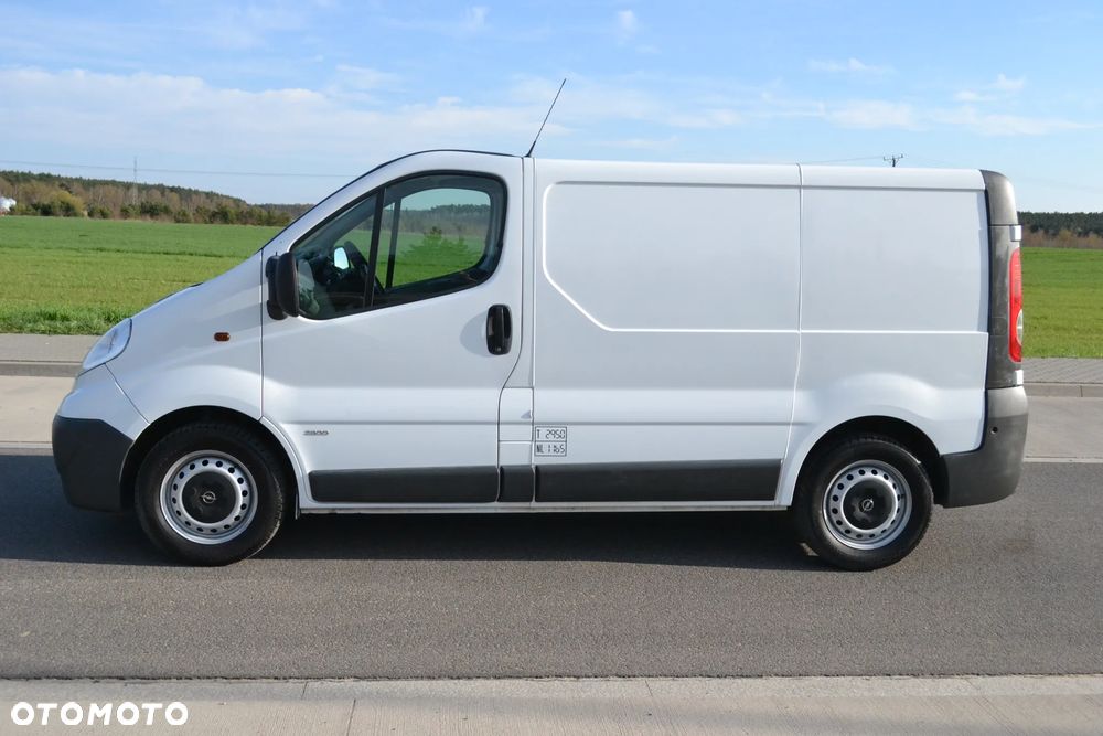 Opel Vivaro - 6