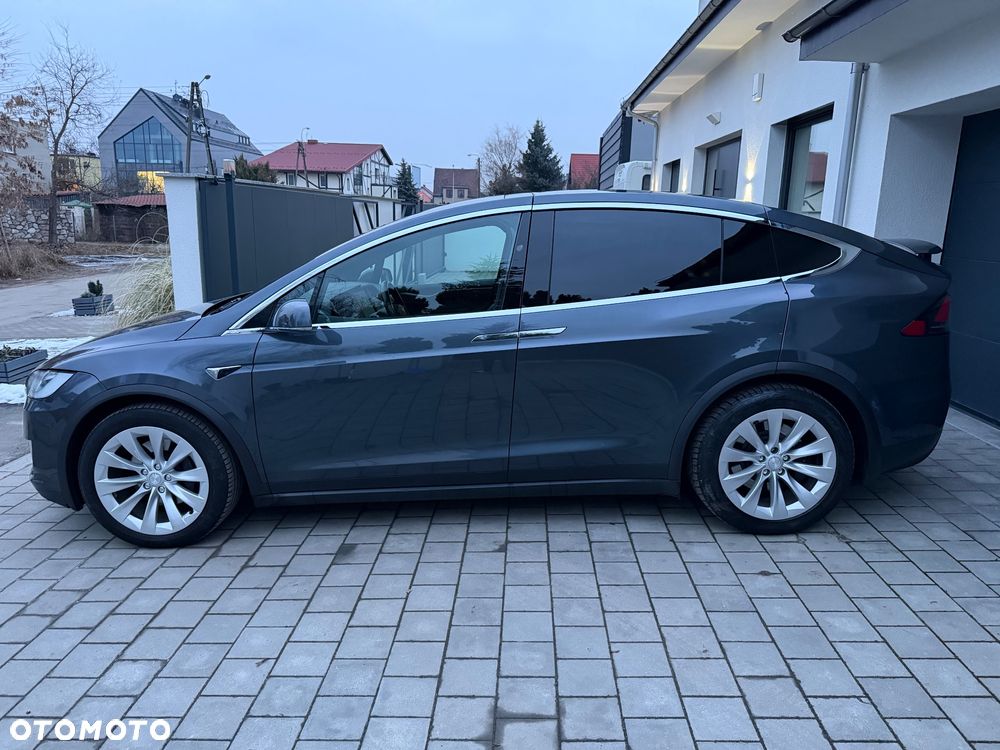 Tesla Model X Long Range Plus - 10
