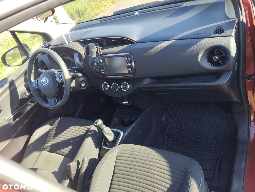 Toyota Yaris 1.5 Active - 13