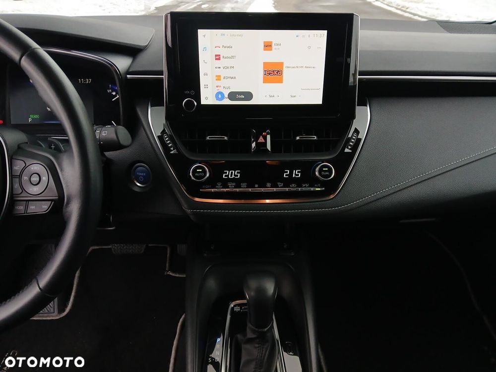 Toyota Corolla 1.8 Hybrid Comfort - 24