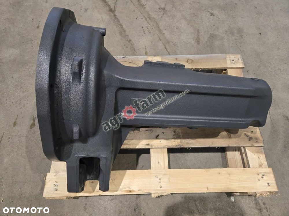 Obudowa zwolnicy Claas Arion 610, 640, Ares - 1