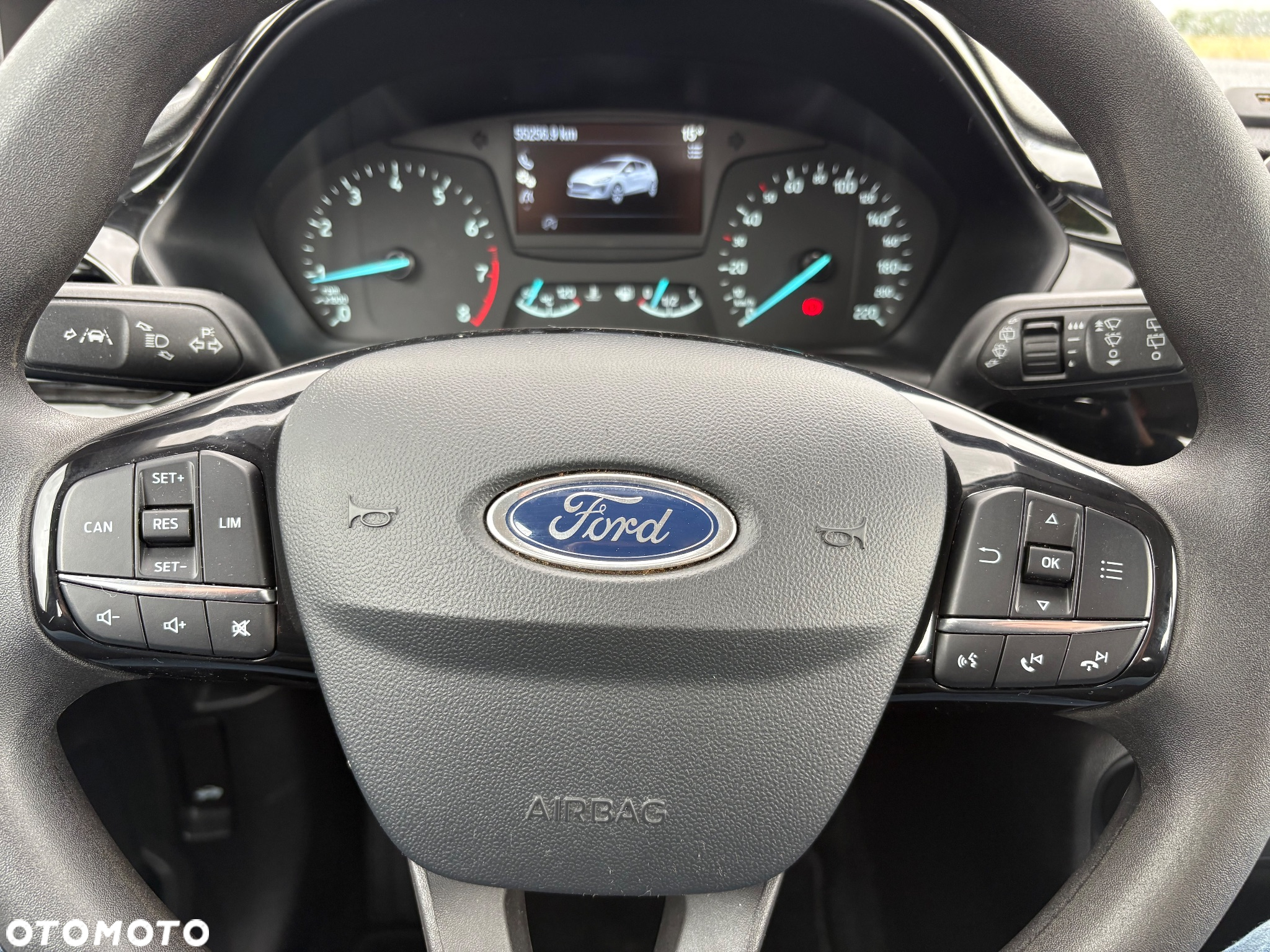 Ford Fiesta 1.1 S&S TREND - 17