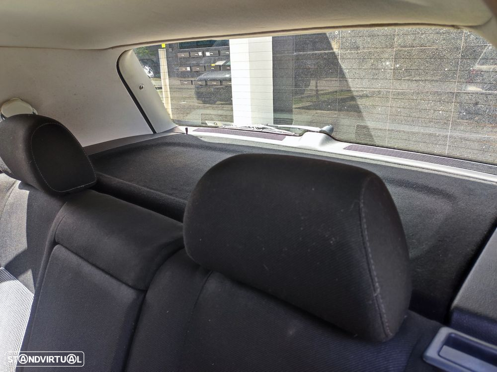 VW Golf 1.6i Highline EC - 17