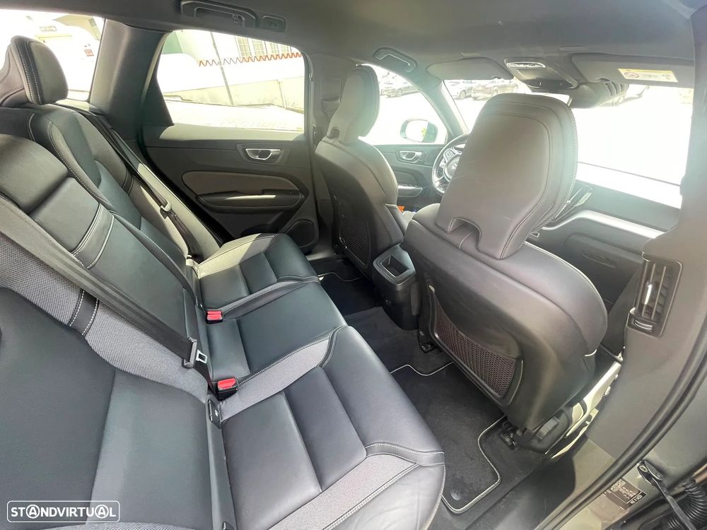 Volvo XC 60 2.0 B4 R-Design - 7