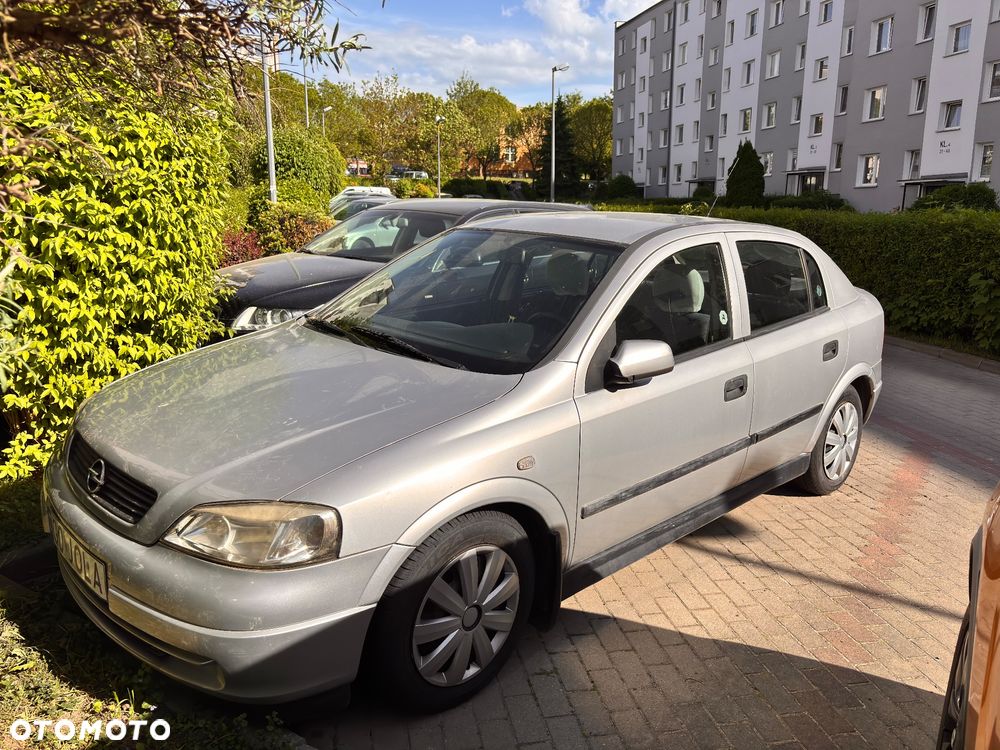 Opel Astra - 3