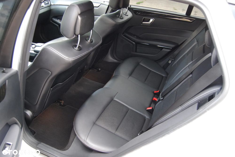 Mercedes-Benz Klasa E 250 CDI 4Matic 7G-TRONIC Avantgarde - 8